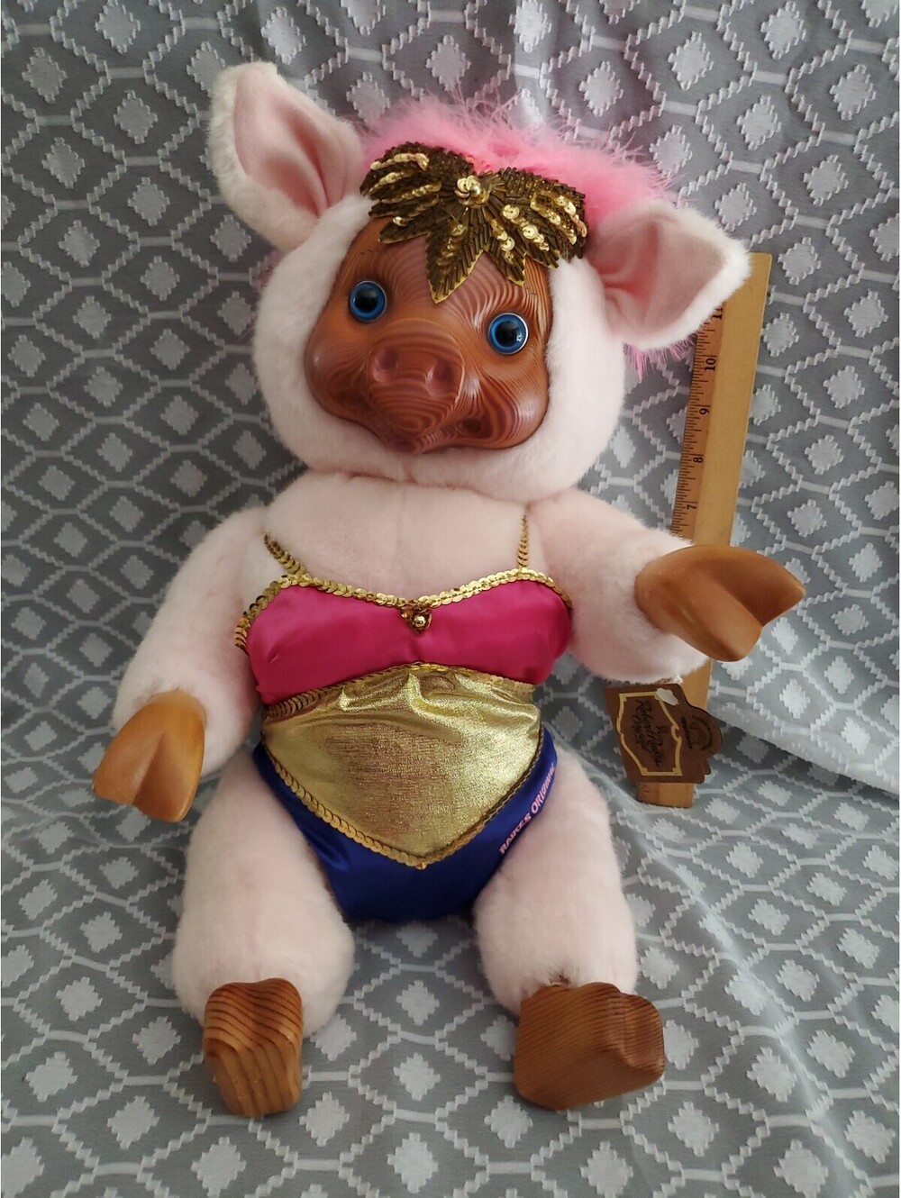 Vtg Robert Raikes Violet The Pig